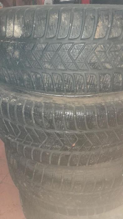 Komplet opon zimowych Pirelli