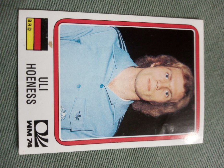 Cromo Panini World Cup Story de Uli Hoeness no Mundial 74 na Alemanha