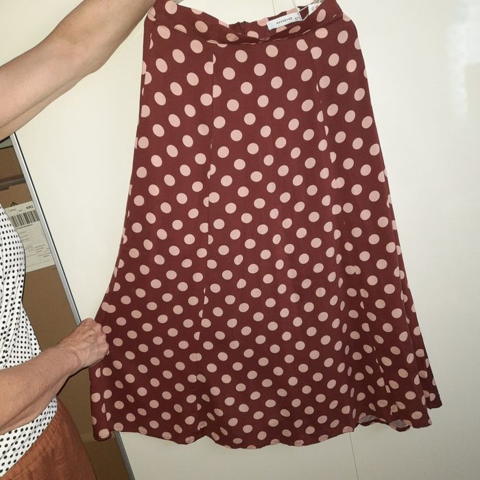 Spódnica w grochy brązowa r 34/36