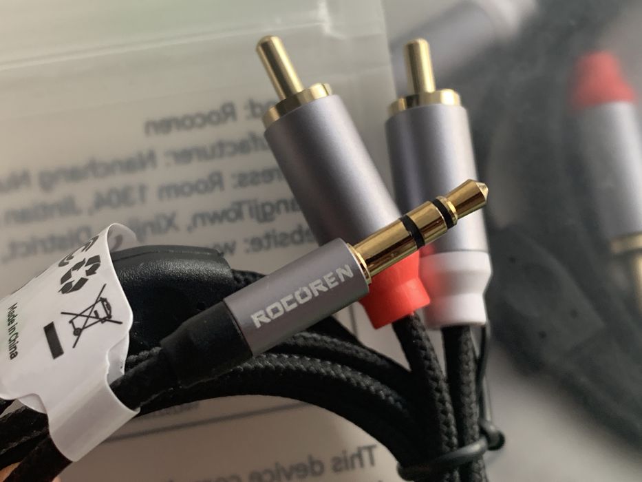 Аудио кабель 3.5 джек 2RCA, Стерео AUX 1м, позолоченные разьемы HiFi