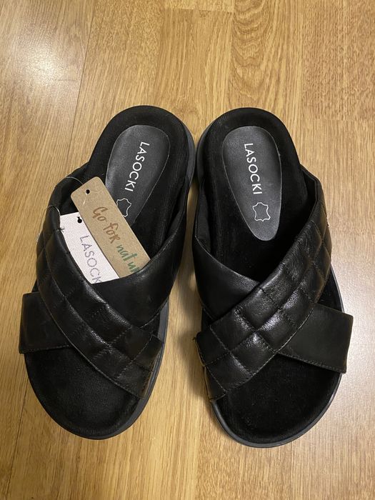 Skórzane klapki damskie Lasocki 36
