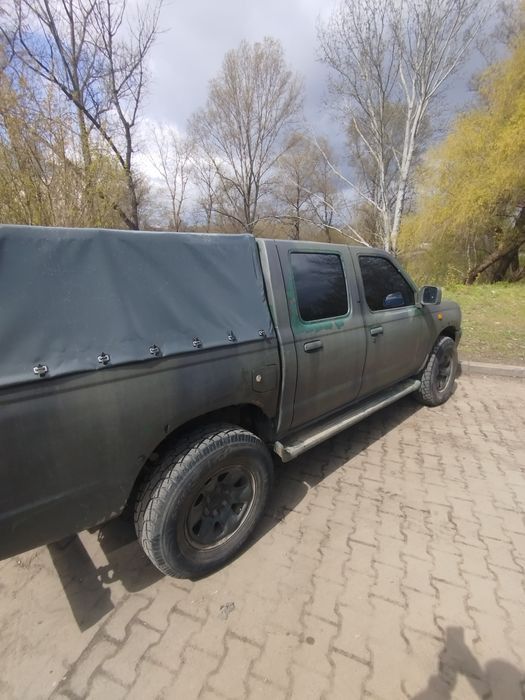 Nissan Navara 2.5