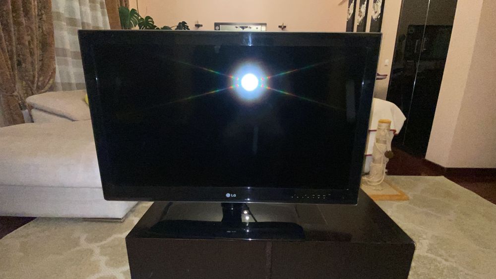 Televisão LG 37LE5300