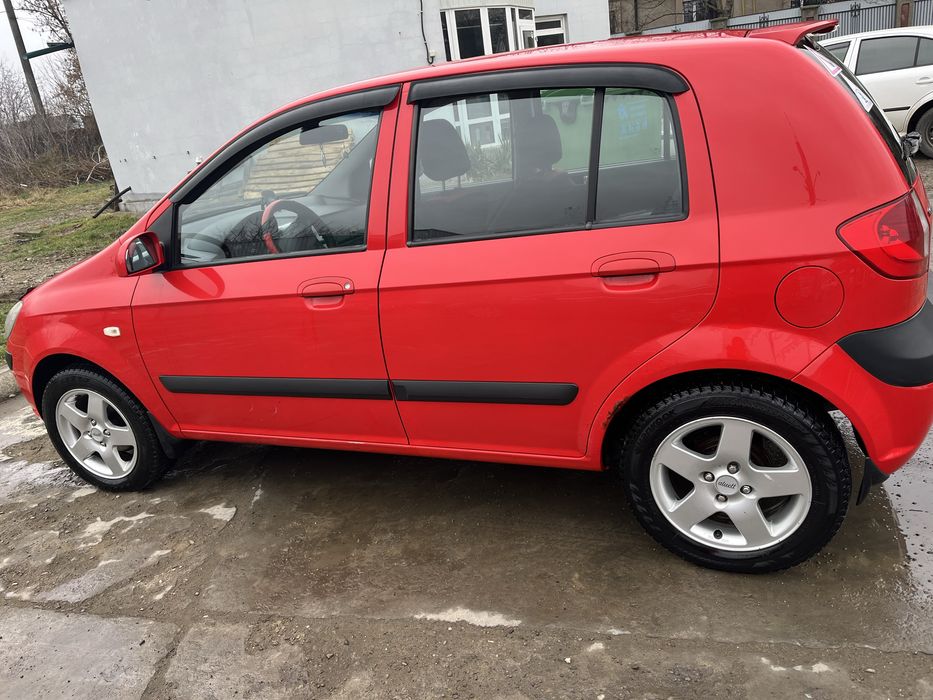 Автомобіль hundai