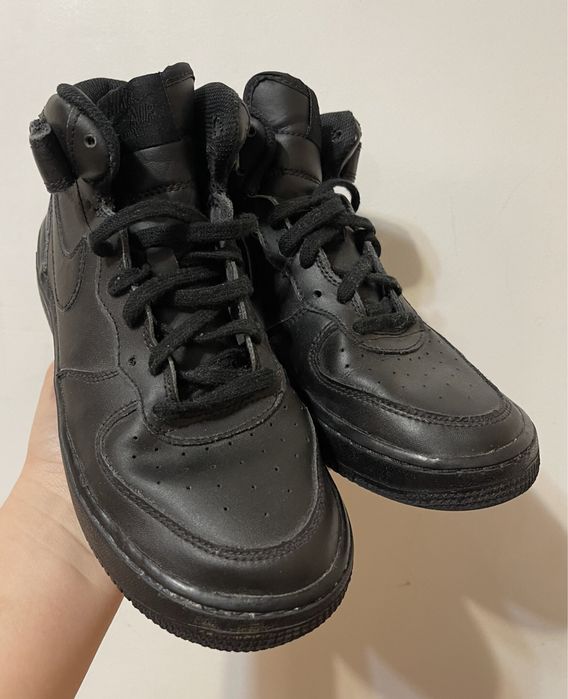 Кроссовки Nike Air Force 1 Mid