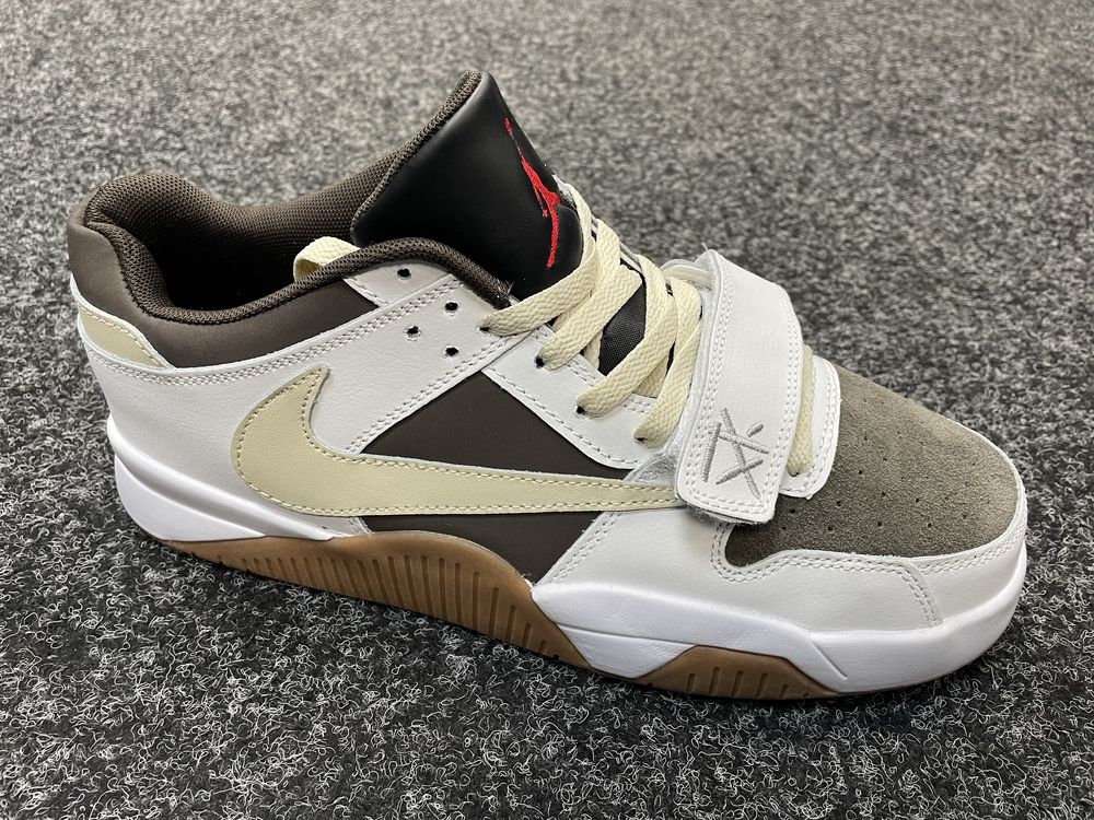 Travis Scott x Jordan Jumpman 41 45 2 650 .