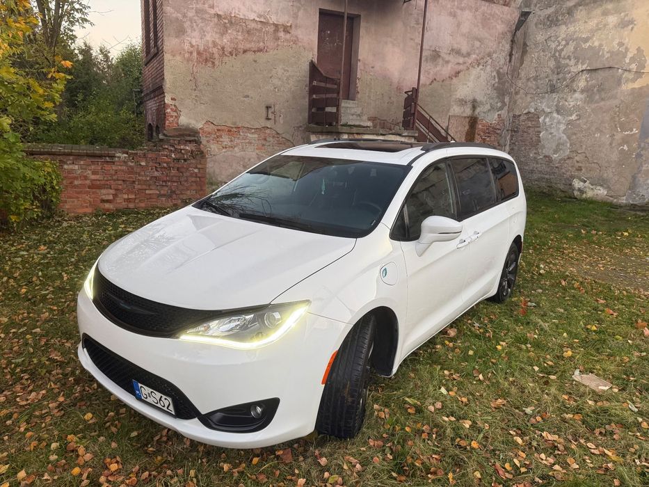 Chrysler Pacifica