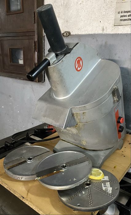 Maquina Universal SAMMIC com Garantia 1 ano