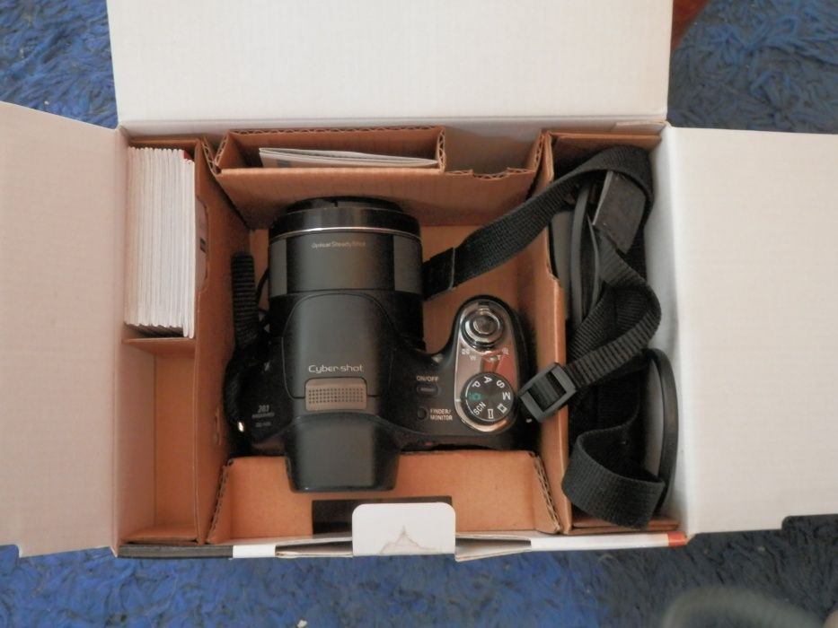 Sony H400 63x zoom
