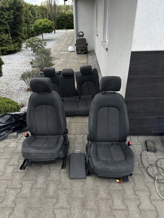 Fotele Audi A6C7 sedan +podłokietnik