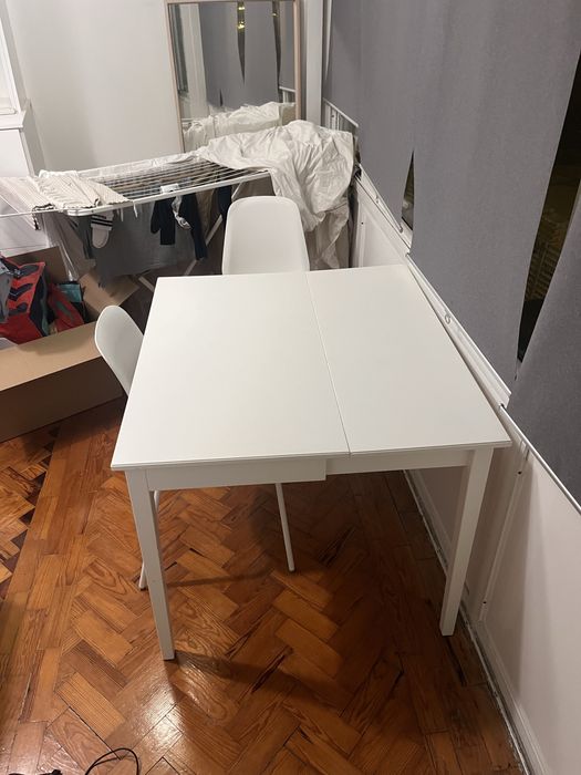 Vendo Mesa Dobrável IKEA IDANÄS – Prática e Estilosa