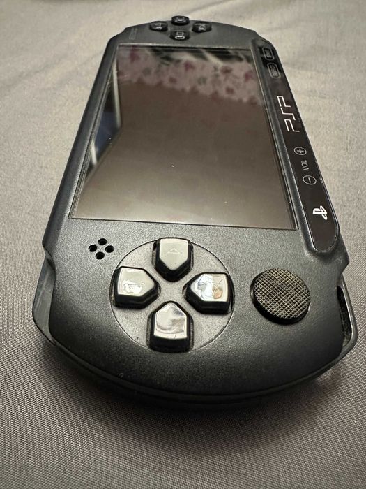 Ігрова консоль PSP E1008 У робочому стані