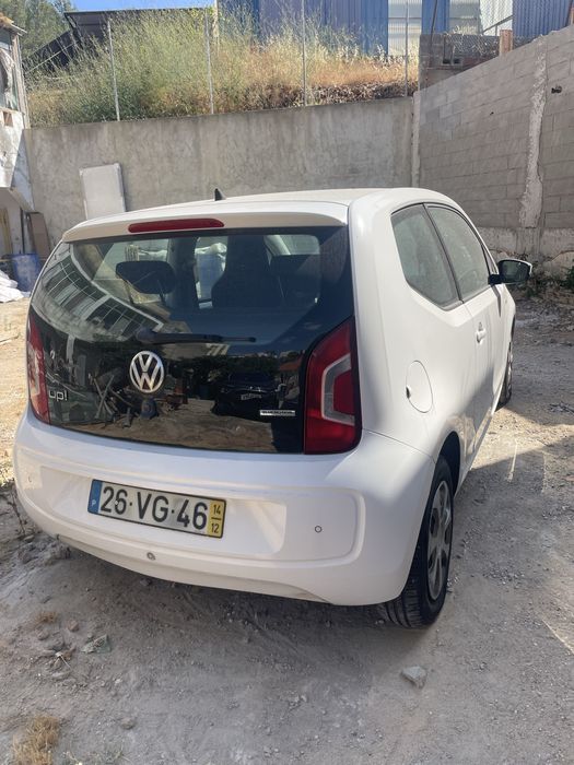 Volkswagen Up 2014