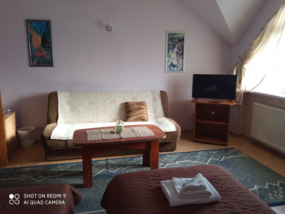 Готель Дельфін  вул. Ужгородська 1