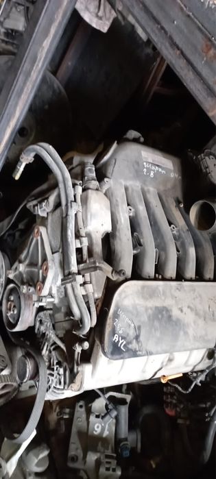 Мотор Шаран 2.8б