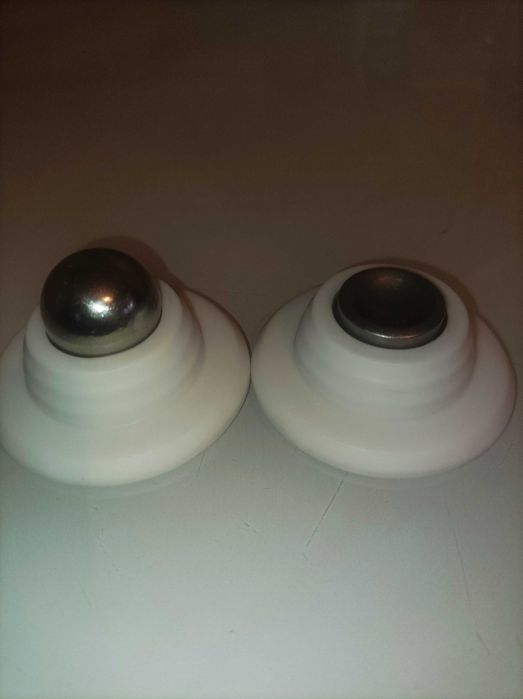 Стопор-упор дверний магнітний білий