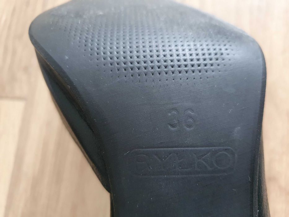 Szpilki Ryłko roz. 36 pasuje na 38