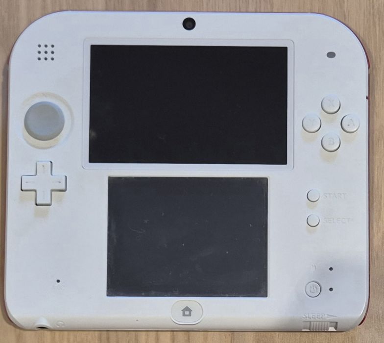 Konsola nintendo 2ds red&white