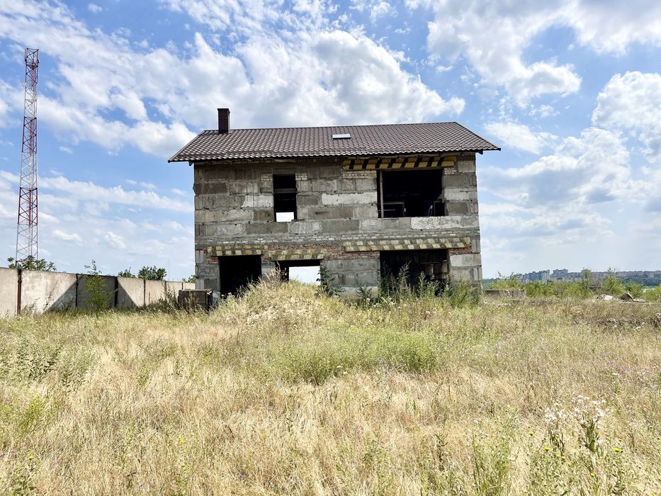 Продаж будинку. Кресівський 2 за 5 Зарічним