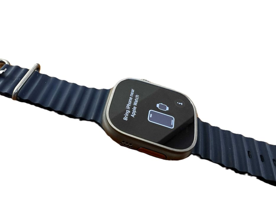 Apple Watch Ultra 49 mm – Titanium Ceramic Case + ładowarka