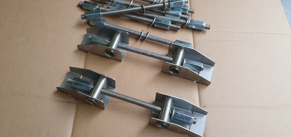 Klamry do balii, do sauny