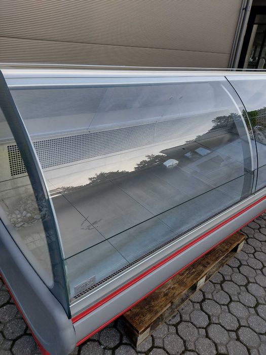 Lada witryna chłodnicza JBG2 2,3 m i inne urządzenia. GWARANCJA!!!