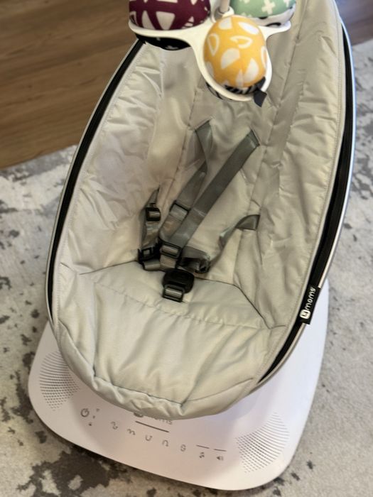 4moms крісло-гойдалка MamaRoo 5.0