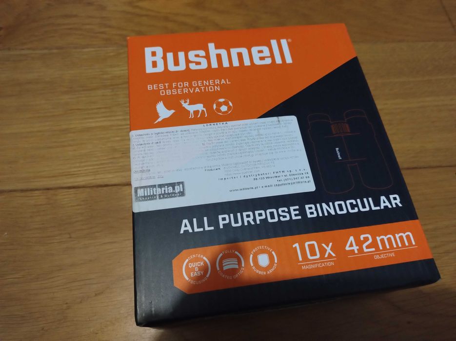 Lornetka uniwersalna Bushnell 10 x 42 z futerałem, nowa