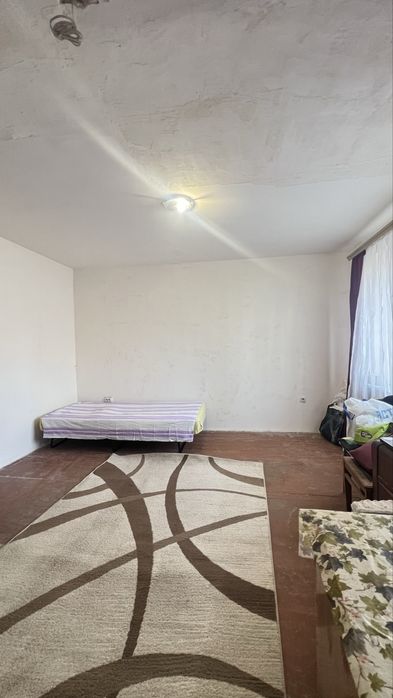 Продаж 1 кім на Новомиколаівці