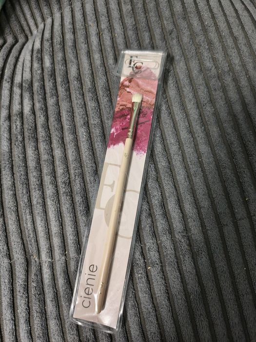 Pędzelek do cieni 02