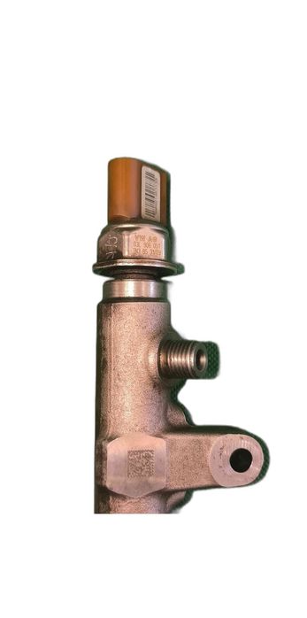 Régua de Injetores VW PASSAT B6 03L089C (OEM) | 03L906051 (OEM) | 03L089G (OEM) | 057130764H (OEM)