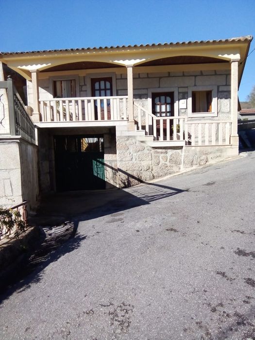 Vivenda com Jardim e Quintal T3