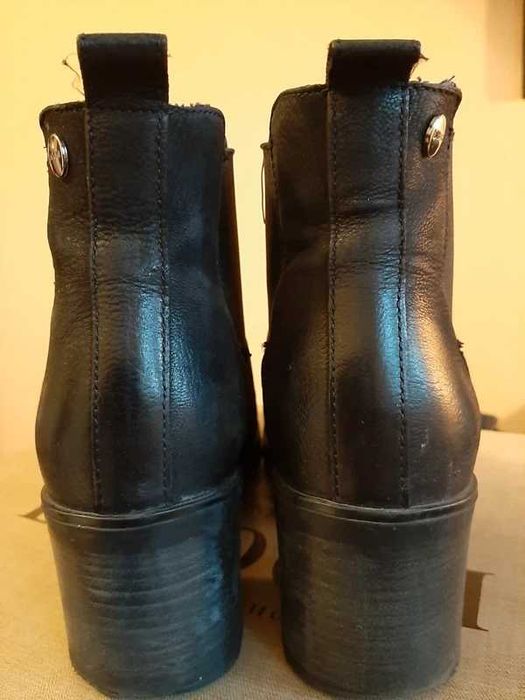 Czarne botki na koturnie 38 skóra zamsz