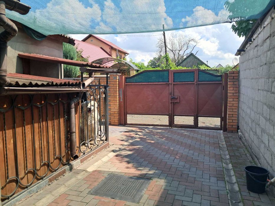 Продам будинок Зелений Яр, вул. Академічна. Відмінний стан.