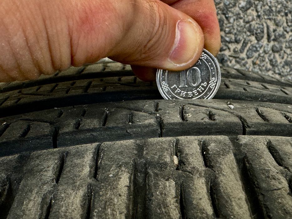 Pirelli cinturato p7 usa  245 40 r18