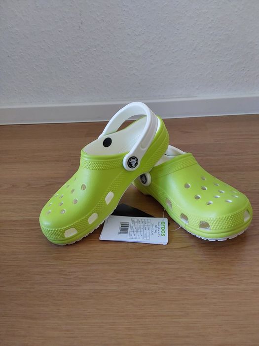 Нові Crocs. Оригінал. Розмір 4-6. Устілка  21,5см