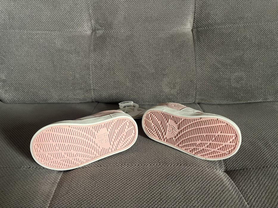 Trampki dziewczęce H&M Disney Minnie 20/21 Nowe