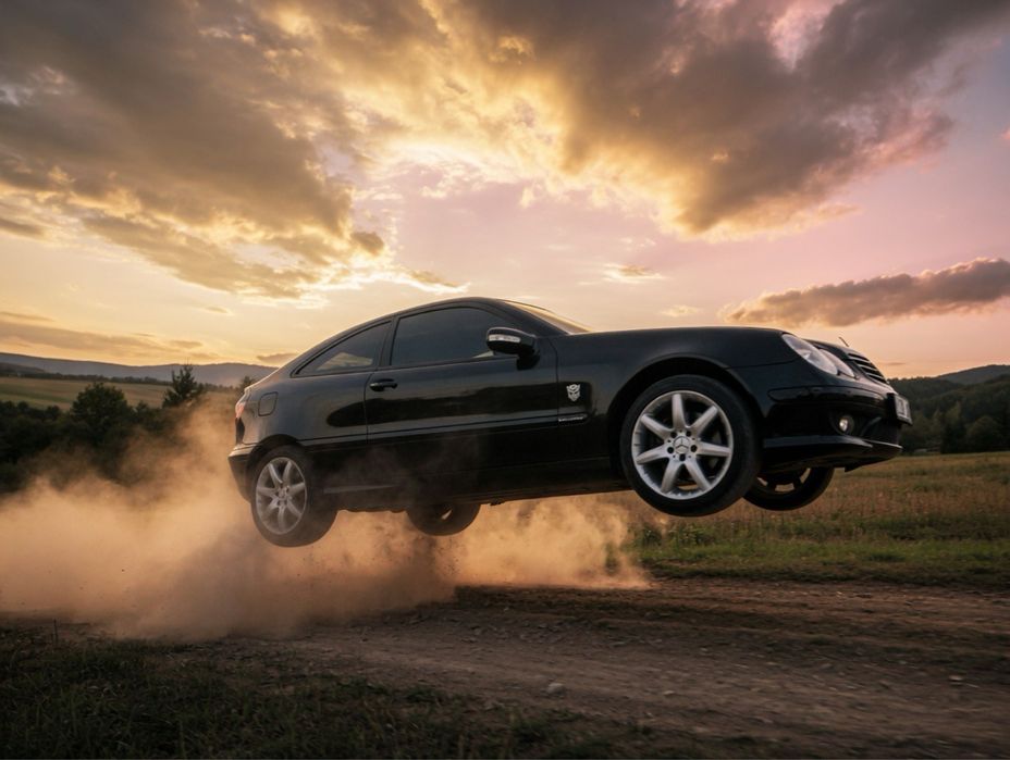 Mercedes Benz c 200 sport coupe (clk)