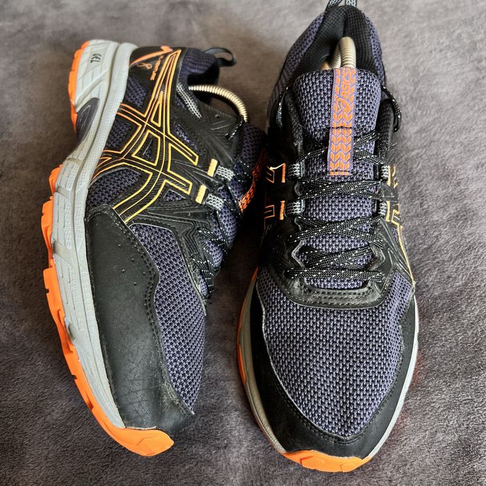 Чоловічі кросівки Asics Gel-venture 8. P. 42,5.