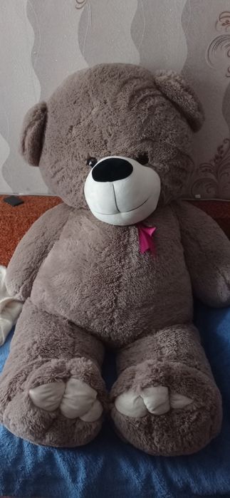 М'яка велика іграшка