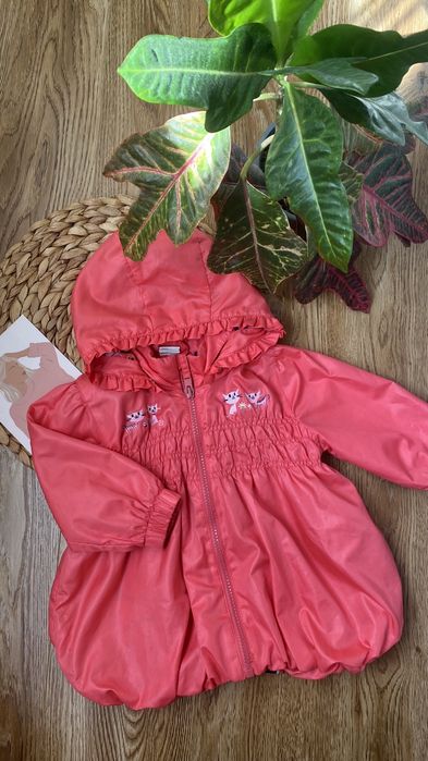 Курточка вітровка h&m 80 розмір коралова з капішоном без підкладки