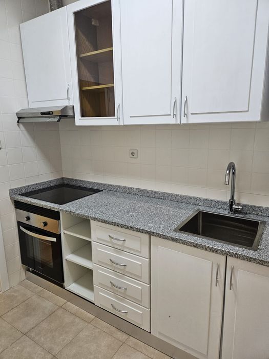 Arrenda-se quartos p/ estudantes junto ao parque nascente