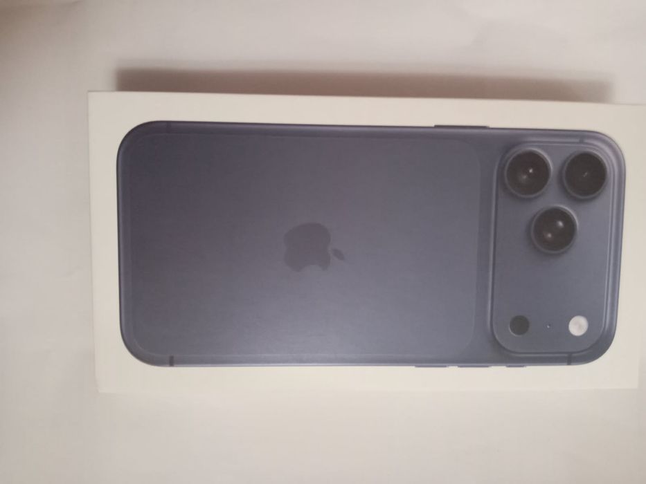 Nowy iphone 17 pro max 512 gb