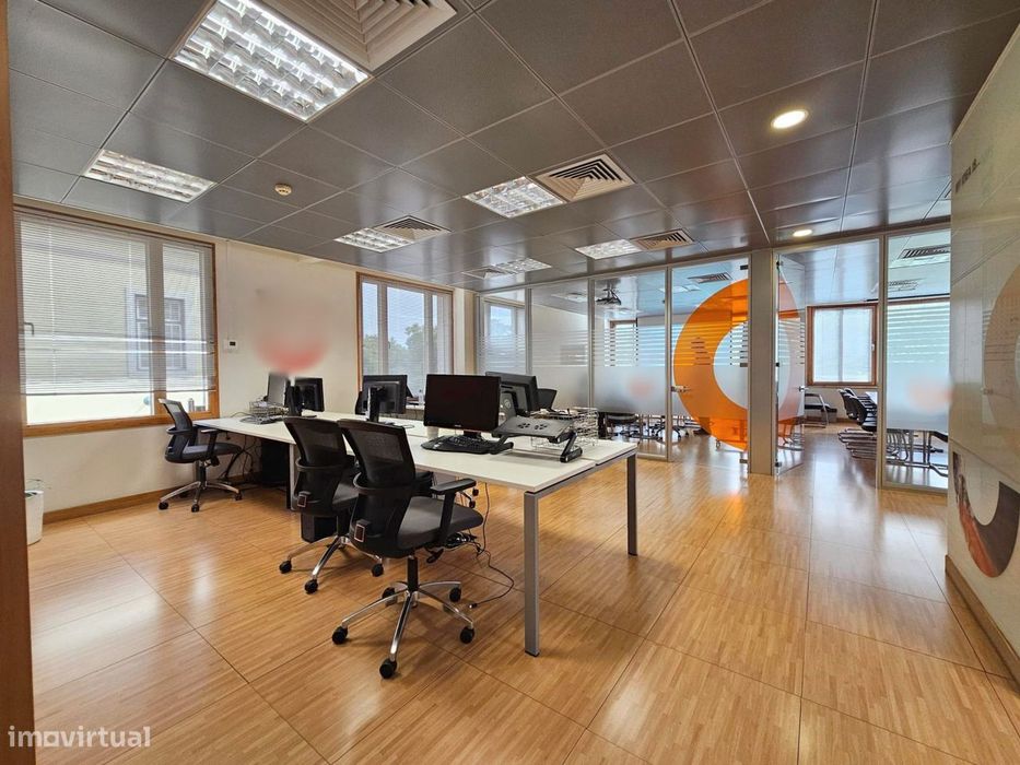 Lisbon Office for Rent | 687 m² | Campo Grande