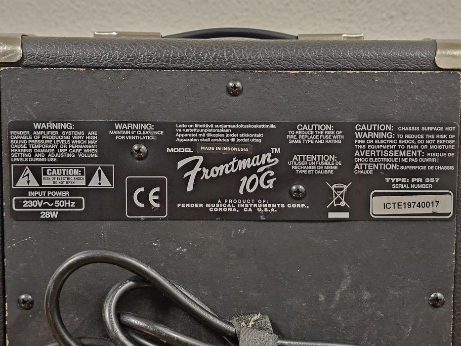 Vendo Amplificador Fender Frontman 10G