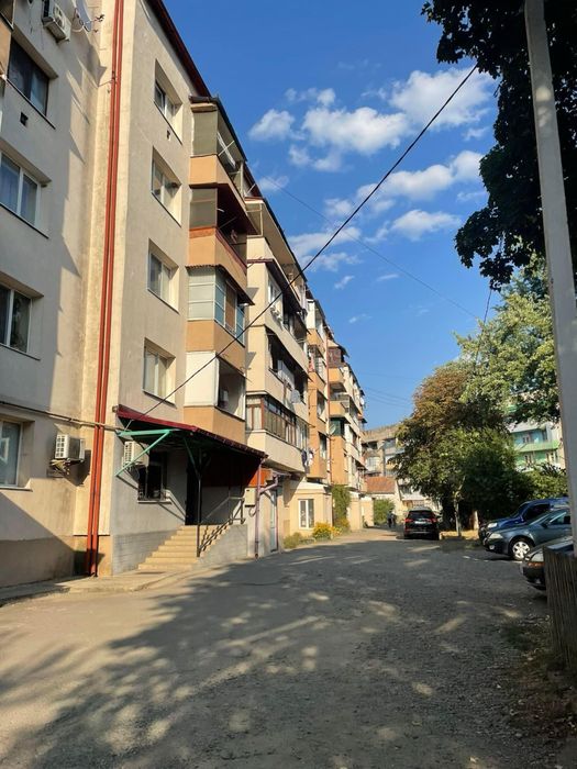 Здається в оренду комерційне приміщення 12500грн+послуги