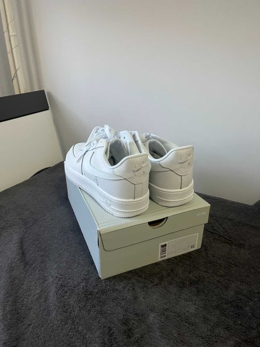 Nike Air Force 1 '07 White