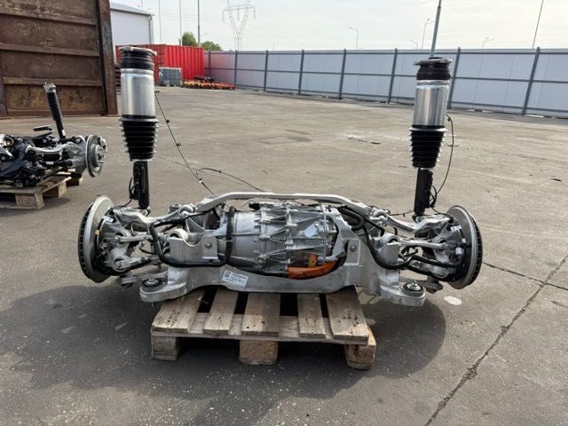 TESLA S  nowa oś napędowa tylna kompletna
