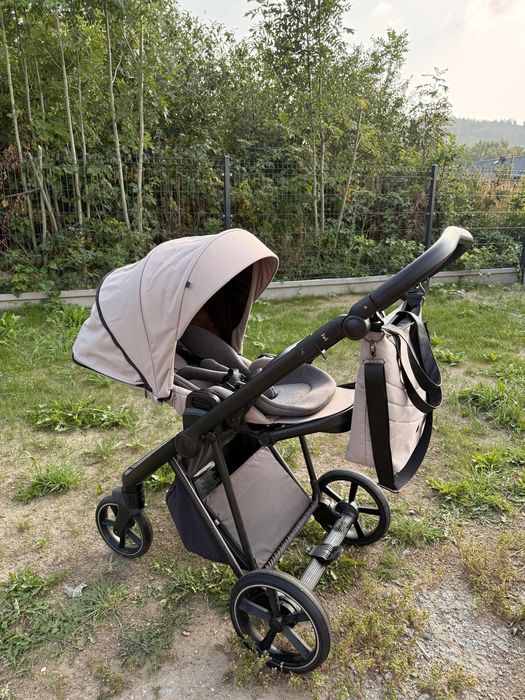 Wózek Roan ivi 2.0+nosidełko gratis