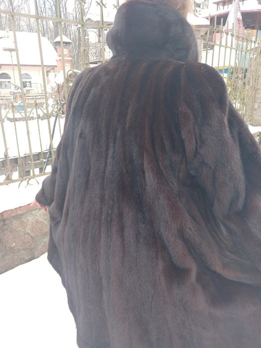 Шуба норкова, розмір 56 -58